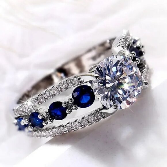NIP Luxurious Banquet Creative Hollow out Sapphire Blue Zircon Ring  - Size 7.5 - Picture 4 of 8